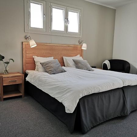 Hotell Apladalen I Vaernamo Ngoại thất bức ảnh