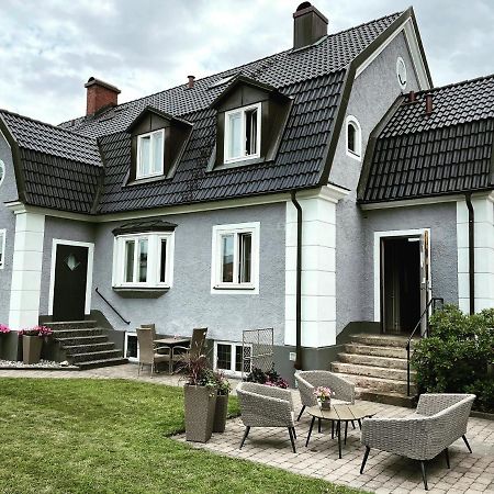 Hotell Apladalen I Vaernamo Ngoại thất bức ảnh