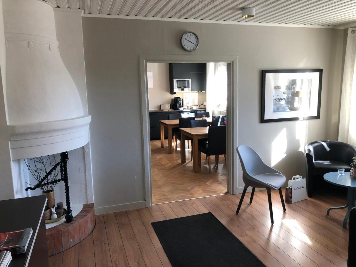Hotell Apladalen I Vaernamo Ngoại thất bức ảnh